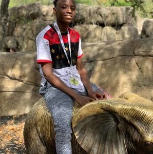 Meet your Posher, Devontae